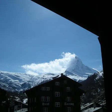 Haus Laurin Apartamento *